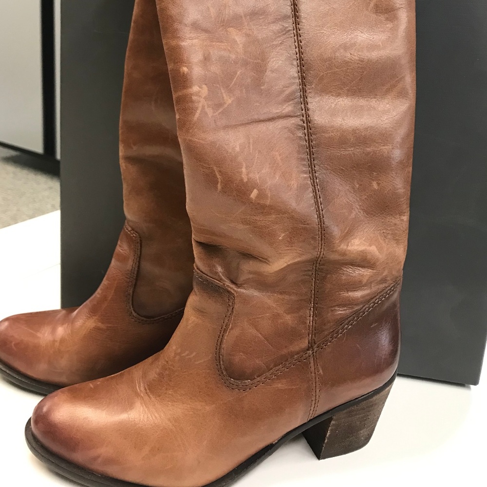 Beautiful Vince Camuto Boots!